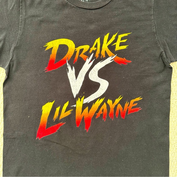 Drake Vs. Lil Wayne Graphic Tee - Picture 2 of 7